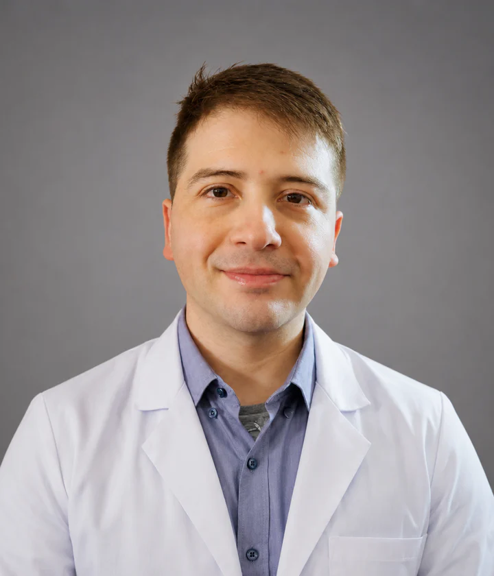 Dr. Niclas Muñoz
